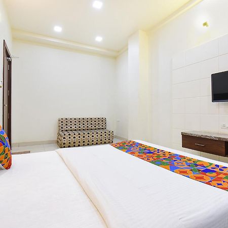 Fabhotel Royal Suits - Nr Mahadji Shinde Chhatri Mundhwa Экстерьер фото