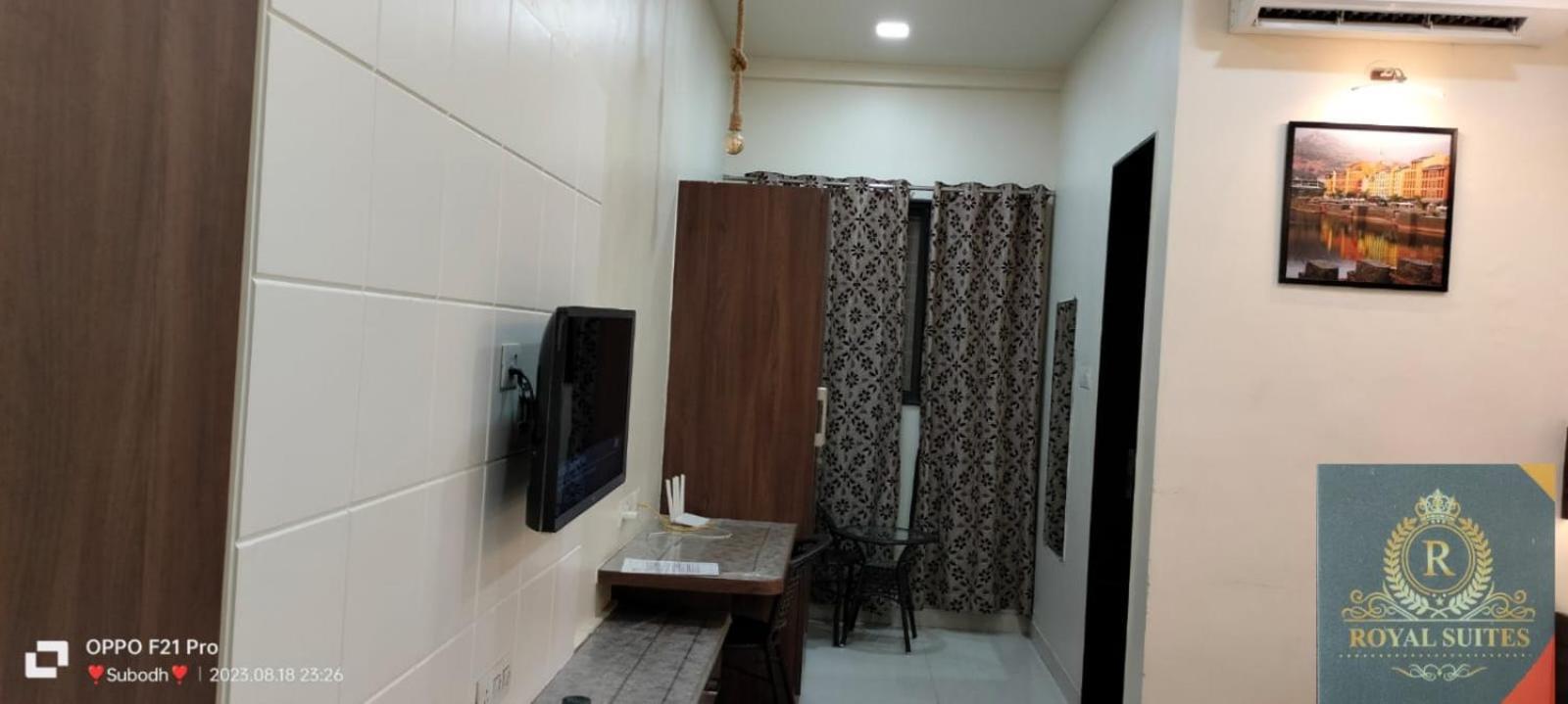 Fabhotel Royal Suits - Nr Mahadji Shinde Chhatri Mundhwa Экстерьер фото