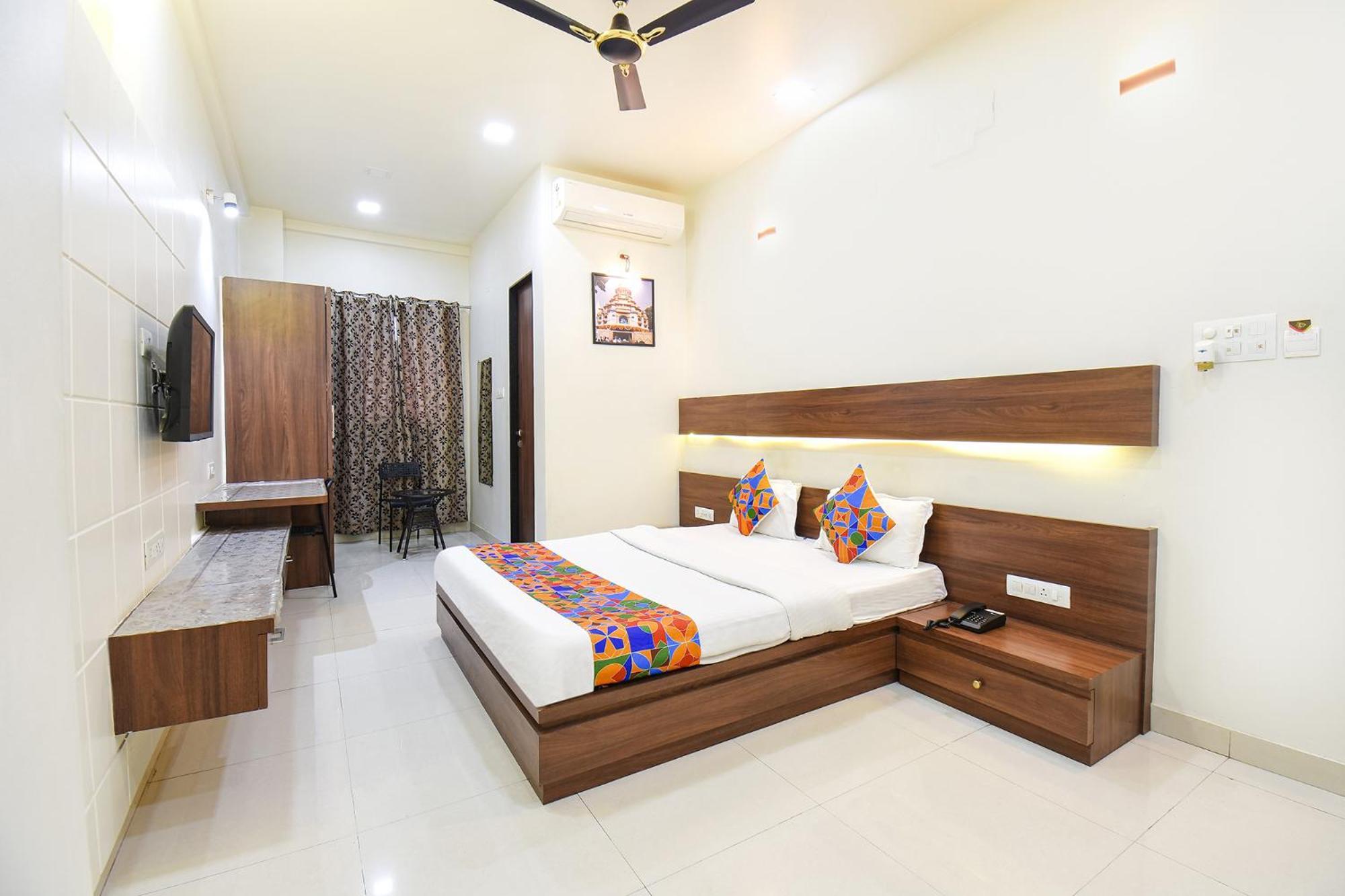 Fabhotel Royal Suits - Nr Mahadji Shinde Chhatri Mundhwa Экстерьер фото